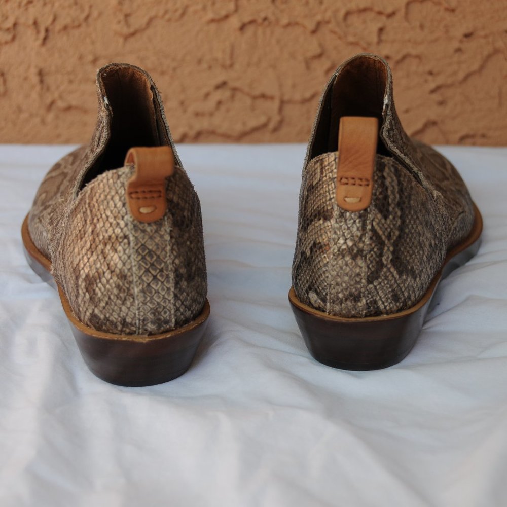 NWT Gentle Soul Booties by Kenneth Cole - Picture 3 of 5
